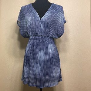 Charlotte Russe V-Neck Long Tunic Blouse, Flutter Sleeve, Elastic Midriff, M